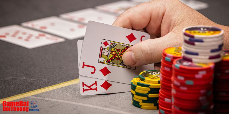 Range bài đầu và vị trí bài đóng vai trò như thế nào?